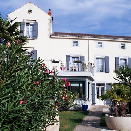 La Maison De Venus ลูซง ภายนอก รูปภาพ